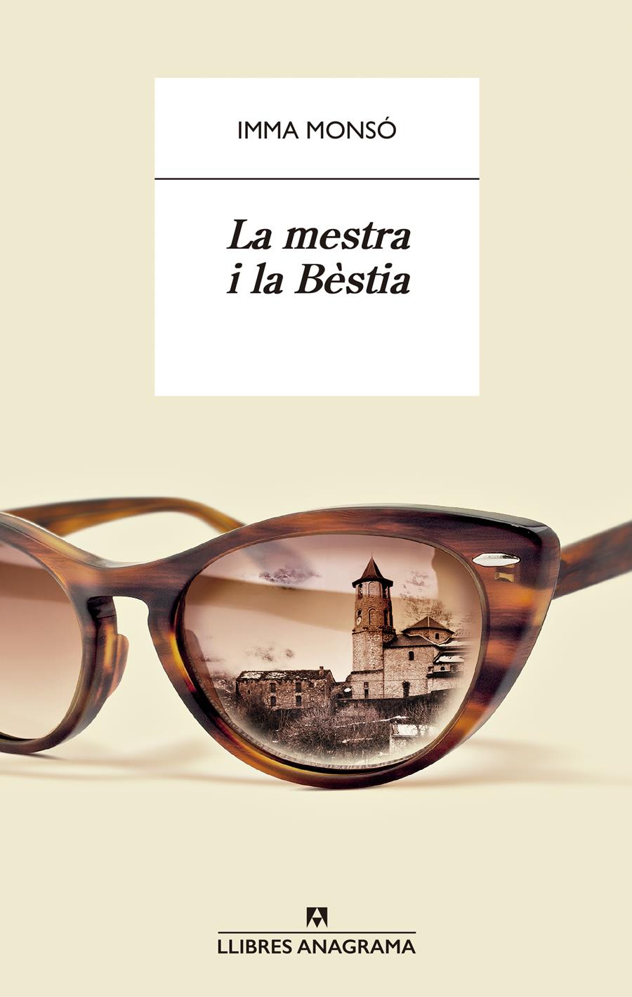 Presentació del llibre LA MESTRA I LA BÈSTIA d'Imma Monsó - Llibreria Aqualata | Comprar llibres en català i castellà online | Comprar llibres Igualada