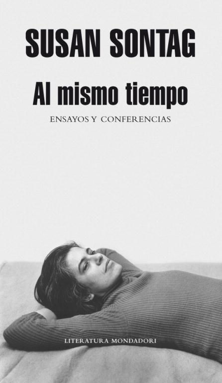 AL MISMO TIEMPO (LITERATURA 326) | 9788439720539 | SONTAG, SUSAN | Llibreria Aqualata | Comprar libros en catalán y castellano online | Comprar libros Igualada