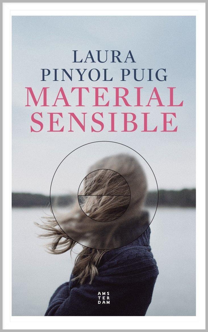 Presentació del llibre MATERIAL SENSIBLE de Laura Pinyol - Llibreria Aqualata | Comprar llibres en català i castellà online | Comprar llibres Igualada