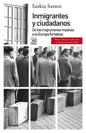 INMIGRANTES Y CIUDADANOS | 9788432316524 | SASSEN, SASKIA | Llibreria Aqualata | Comprar llibres en català i castellà online | Comprar llibres Igualada