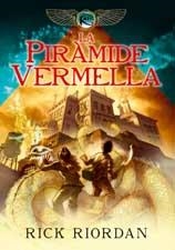 PIRAMIDE VERMELLA, LA (CRÒNICA DELS KANE I) | 9788424637699 | RIORDAN, RICK | Llibreria Aqualata | Comprar libros en catalán y castellano online | Comprar libros Igualada