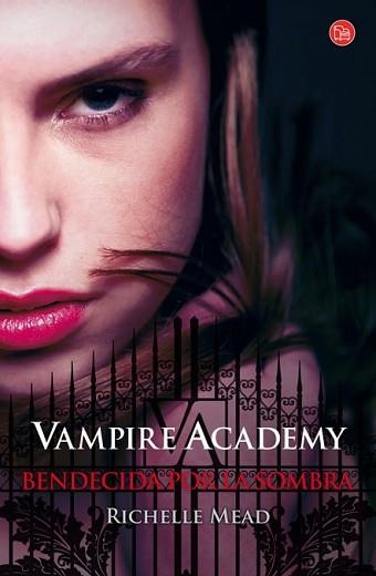 VAMPIRE ACADEMY 3. BENDECIDA POR LA SOMBRA | 9788466325837 | MEAD, RICHELLE | Llibreria Aqualata | Comprar llibres en català i castellà online | Comprar llibres Igualada