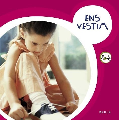 ENS VESTIM | 9788447930357 | EQUIP BAULA | Llibreria Aqualata | Comprar llibres en català i castellà online | Comprar llibres Igualada