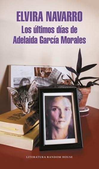 ÚLTIMOS DÍAS DE ADELAIDA GARCÍA MORALES, LOS | 9788439732037 | NAVARRO, ELVIRA | Llibreria Aqualata | Comprar llibres en català i castellà online | Comprar llibres Igualada