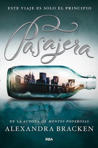 PASAJERA | 9788427204393 | BRACKEN , ALEXANDRA | Llibreria Aqualata | Comprar llibres en català i castellà online | Comprar llibres Igualada