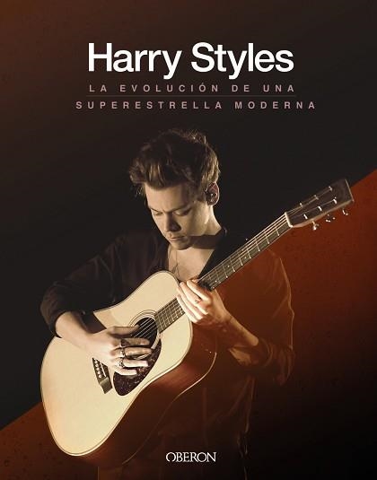 HARRY STYLES. LA EVOLUCIÓN DE UNA SUPERSTRELLA MODERNA | 9788441539969 | CROFT, MALCOLM | Llibreria Aqualata | Comprar llibres en català i castellà online | Comprar llibres Igualada