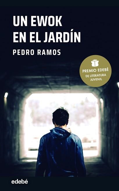 UN EWOK EN EL JARDÍN  (PREMIO EDEBÉ DE LITERATURA JUVENIL 2022) | 9788468355962 | RAMOS GARCÍA, PEDRO | Llibreria Aqualata | Comprar llibres en català i castellà online | Comprar llibres Igualada