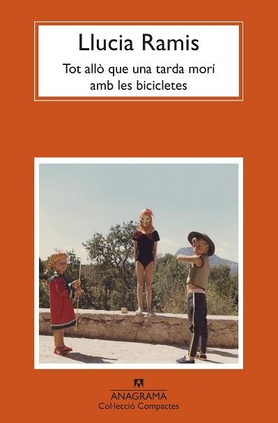 TOT ALLÒ QUE UNA TARDA MORÍ AMB LES BICICLETES | 9788433961327 | RAMIS, LLUCIA | Llibreria Aqualata | Comprar llibres en català i castellà online | Comprar llibres Igualada