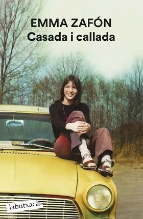 CASADA I CALLADA | 9788419971791 | ZAFÓN, EMMA | Llibreria Aqualata | Comprar llibres en català i castellà online | Comprar llibres Igualada